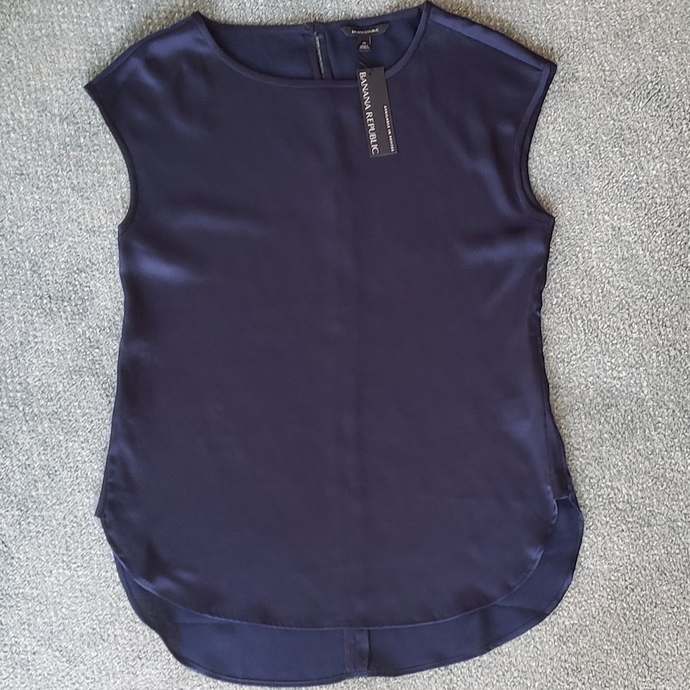 Banana Republic Navy Blue Top M
